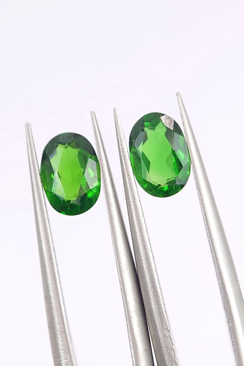 1.61ct Natural Chrome Diopside Pair Oval Cut Loose Gemstone from Pakistan — view 2